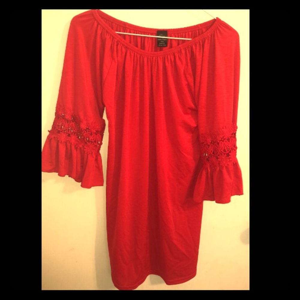 WinWin Tunic